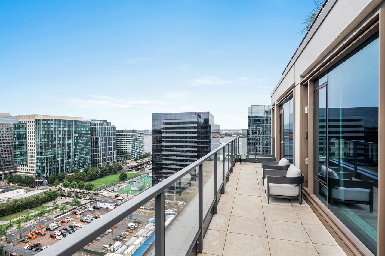 133 Seaport Blvd. Unit: 2102