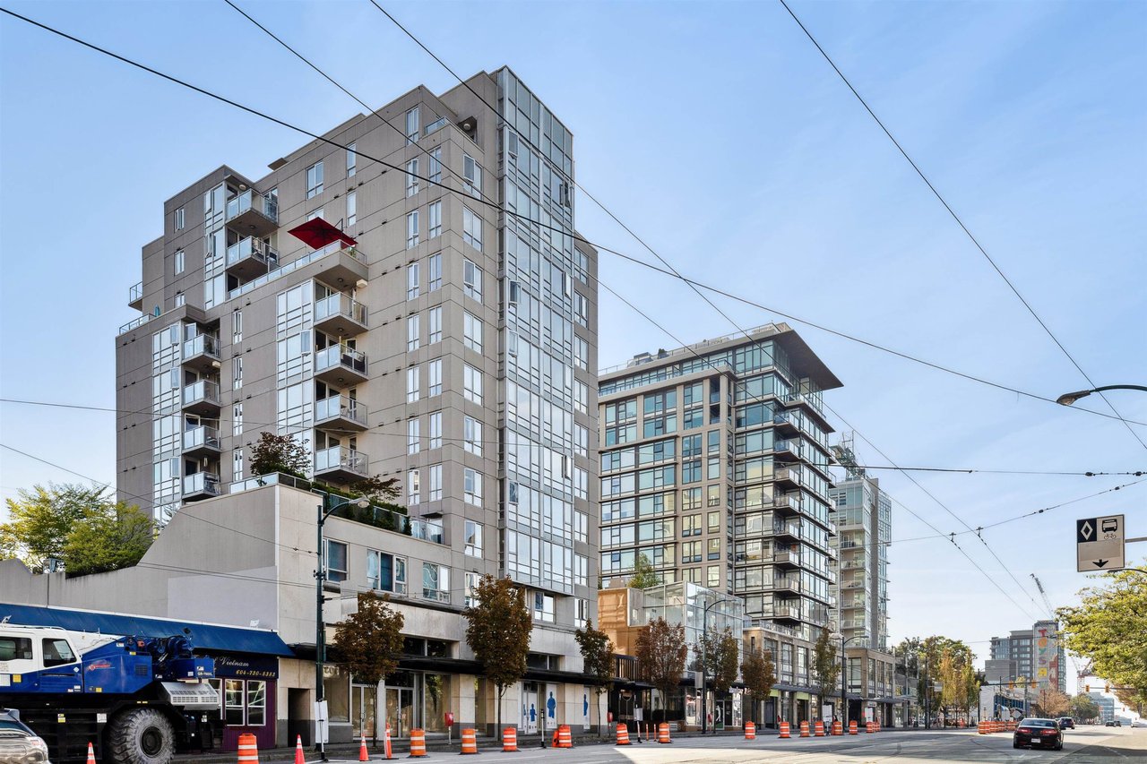 406-1030 W Broadway