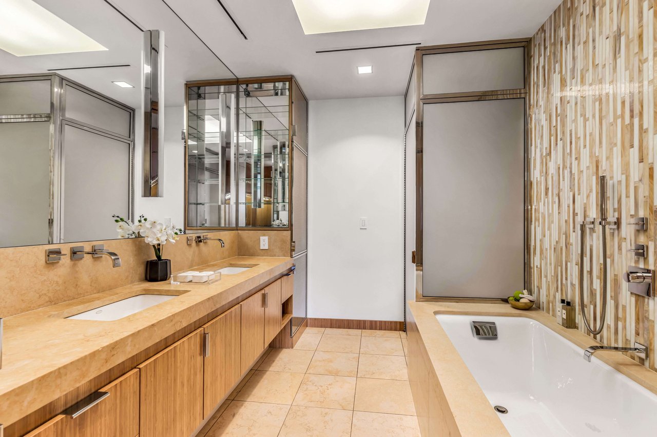 30 West 15th Street