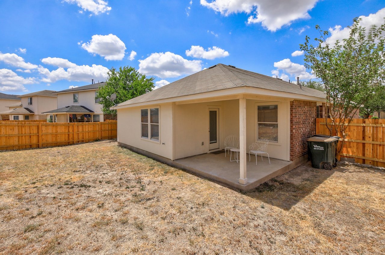 800 Sweet Leaf Ln, Pflugerville, Texas 78660