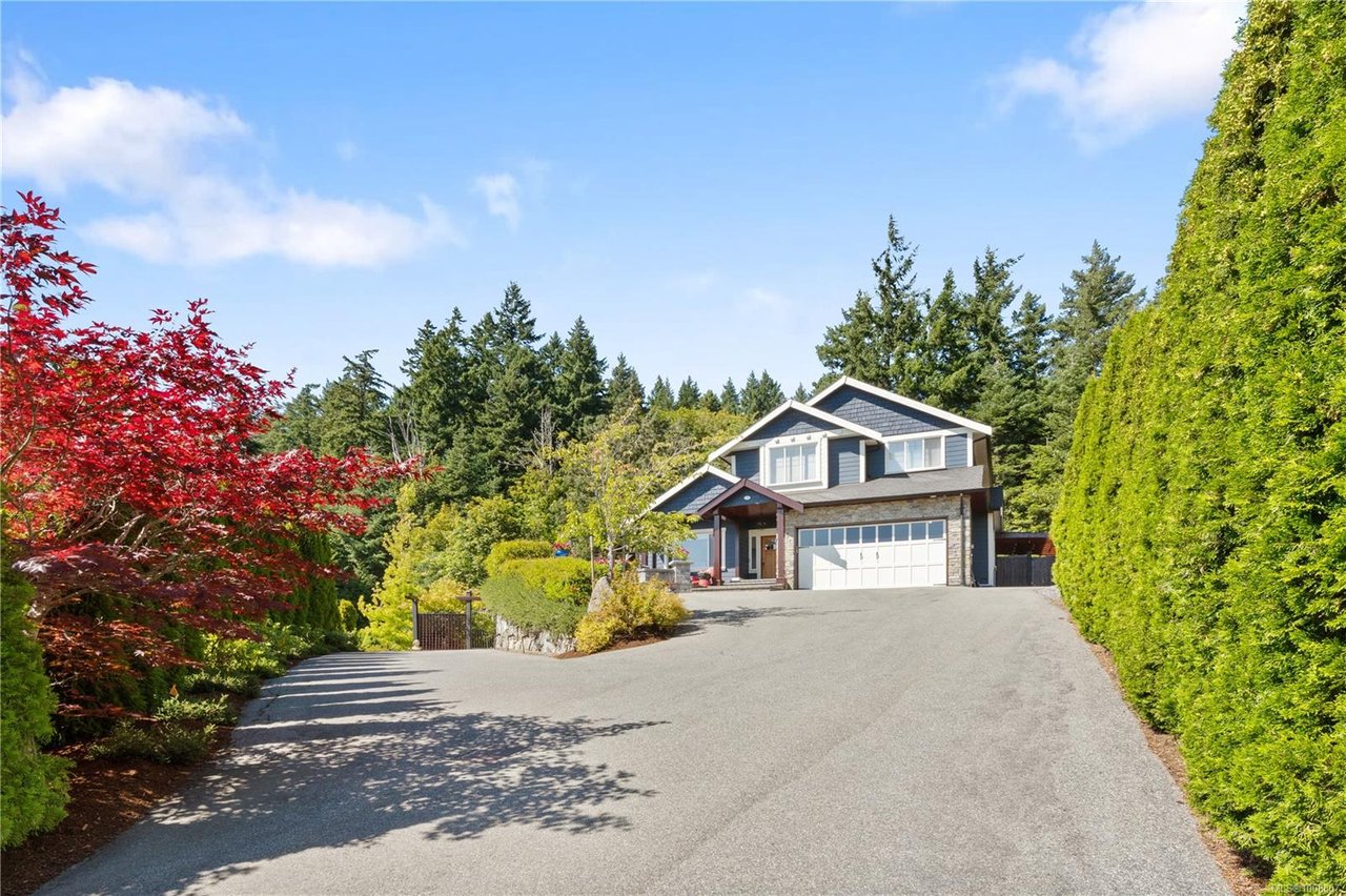 630 Granrose Terr, Colwood