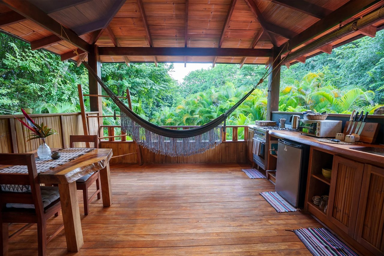 Balinese Vacation Rental Estate, Santa Teresa, Puntarenas