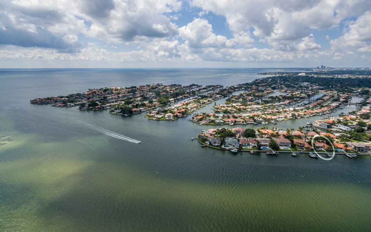2227 Mermaid Pt NE