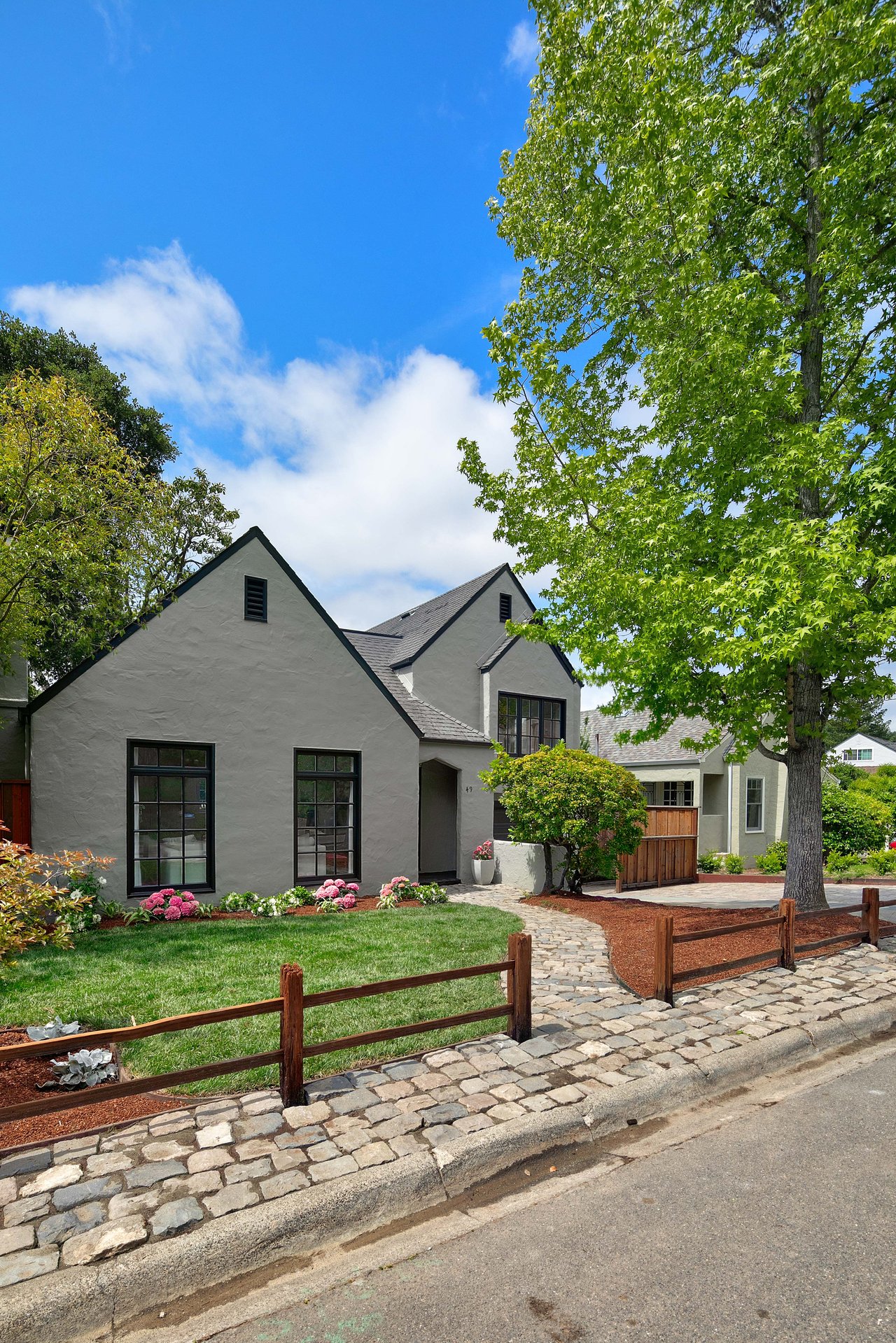 49 Rutherford Avenue, San Anselmo