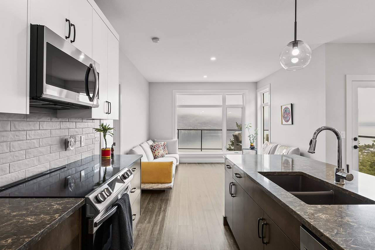 3372 Lavender Lane