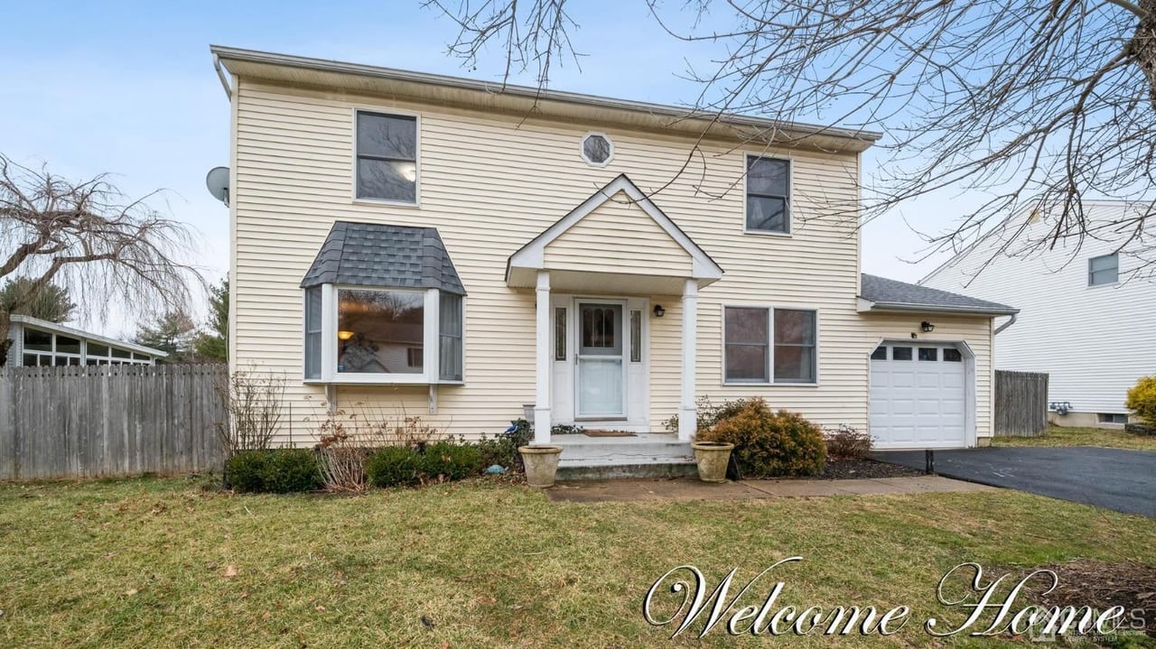 ^ Lackawanna Ct