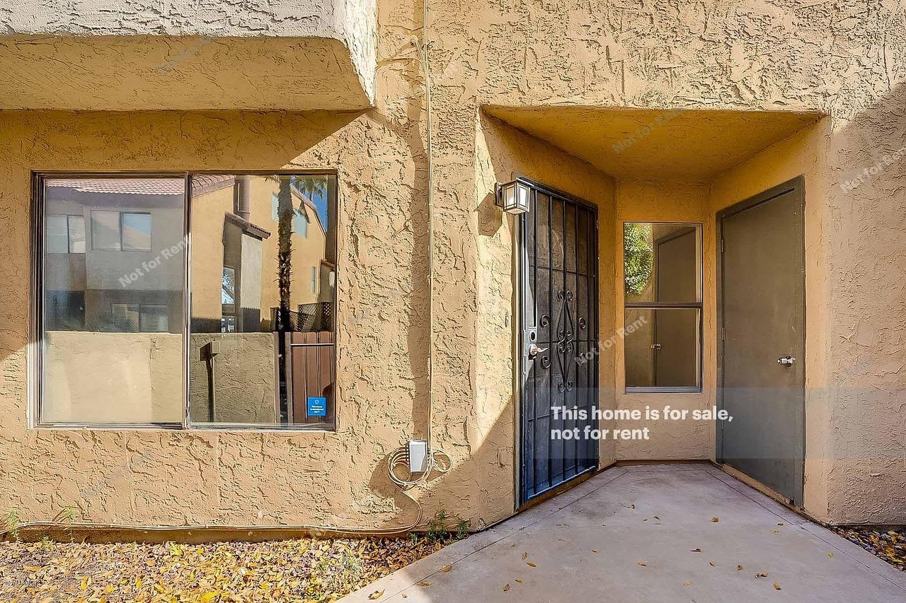 2040 S Longmore