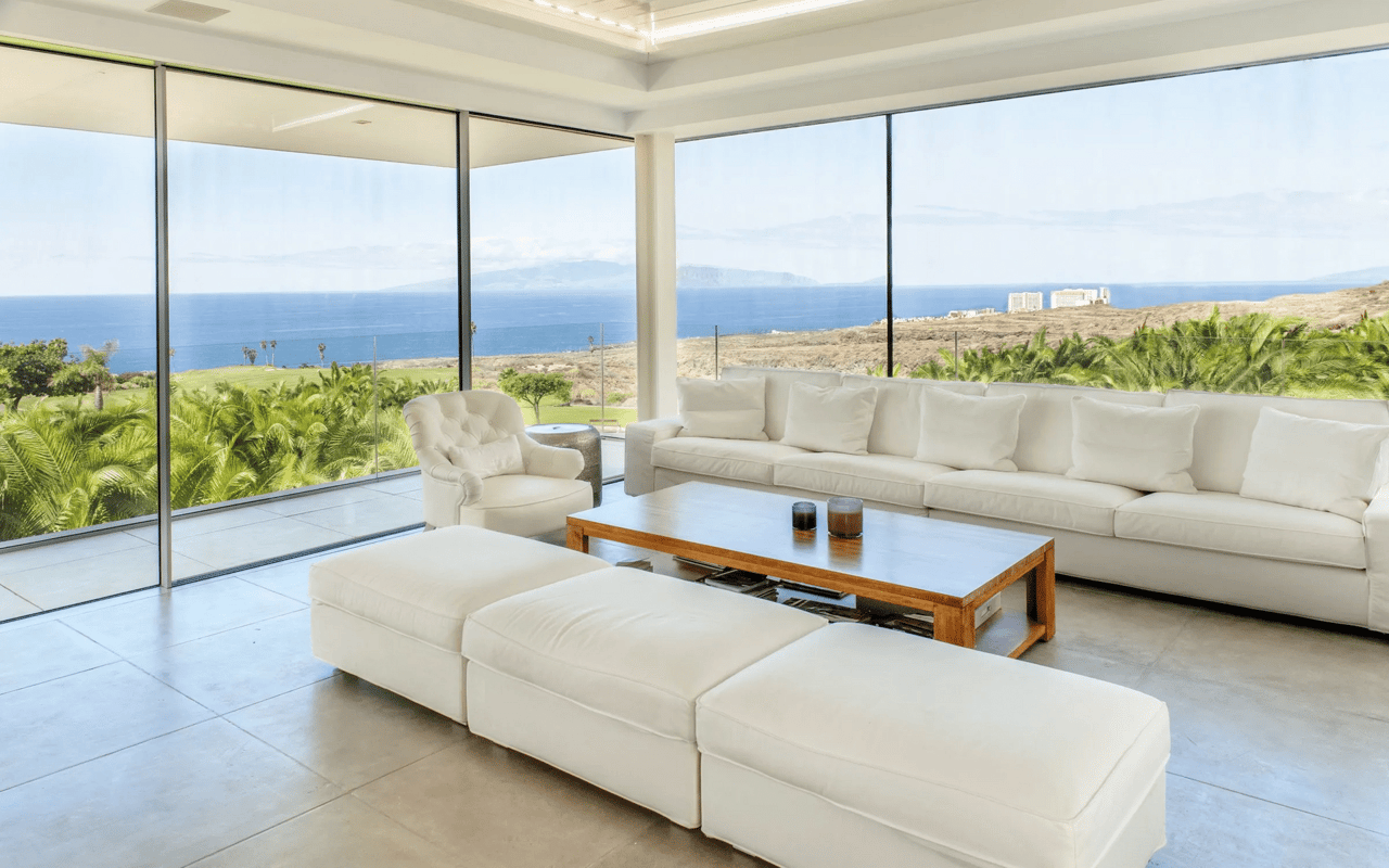 Should You Purchase a Home Through the Listing Agent? | Tip Tuesday