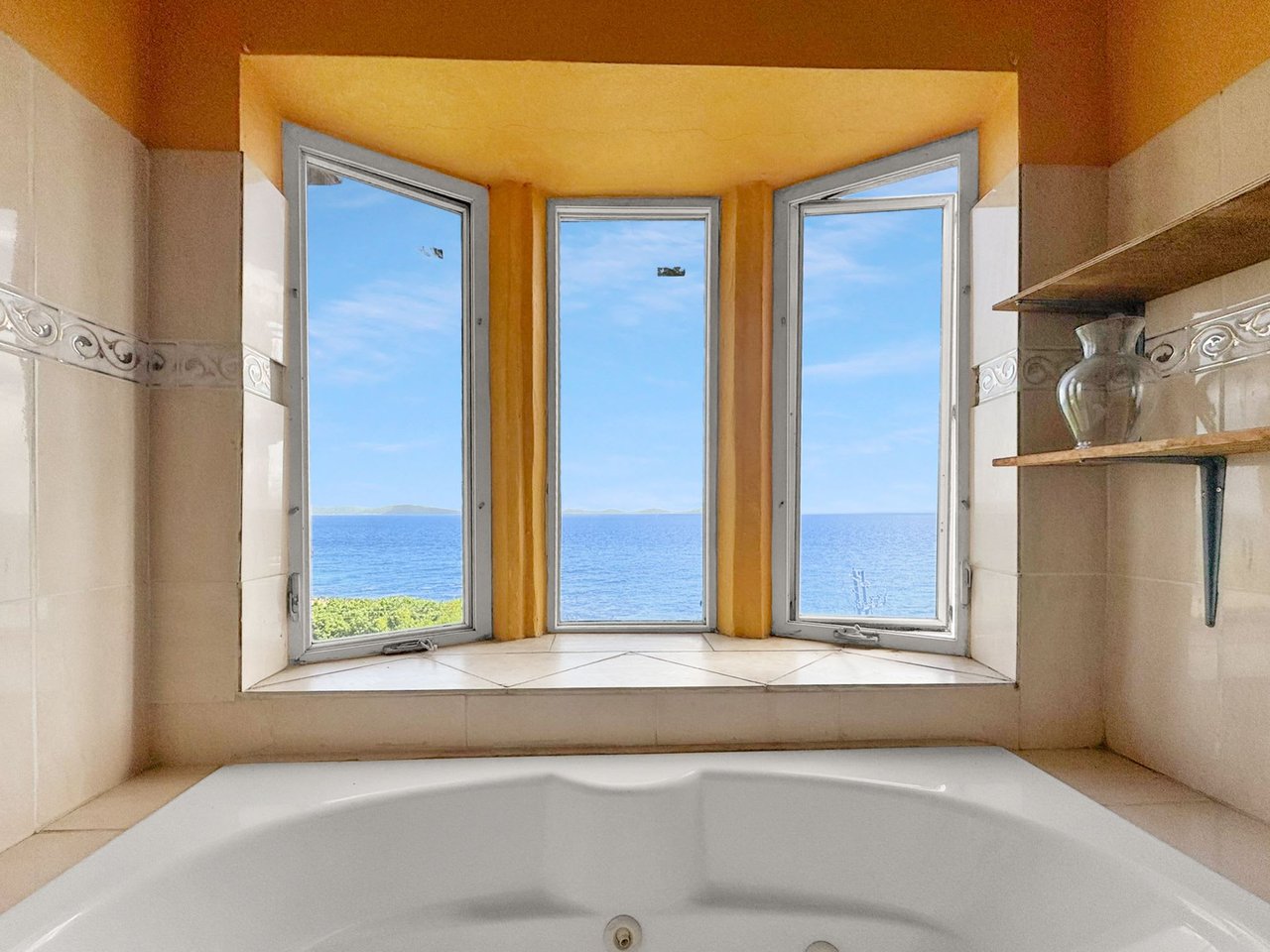 985 Lower Havers 2 Bedroom Apartment