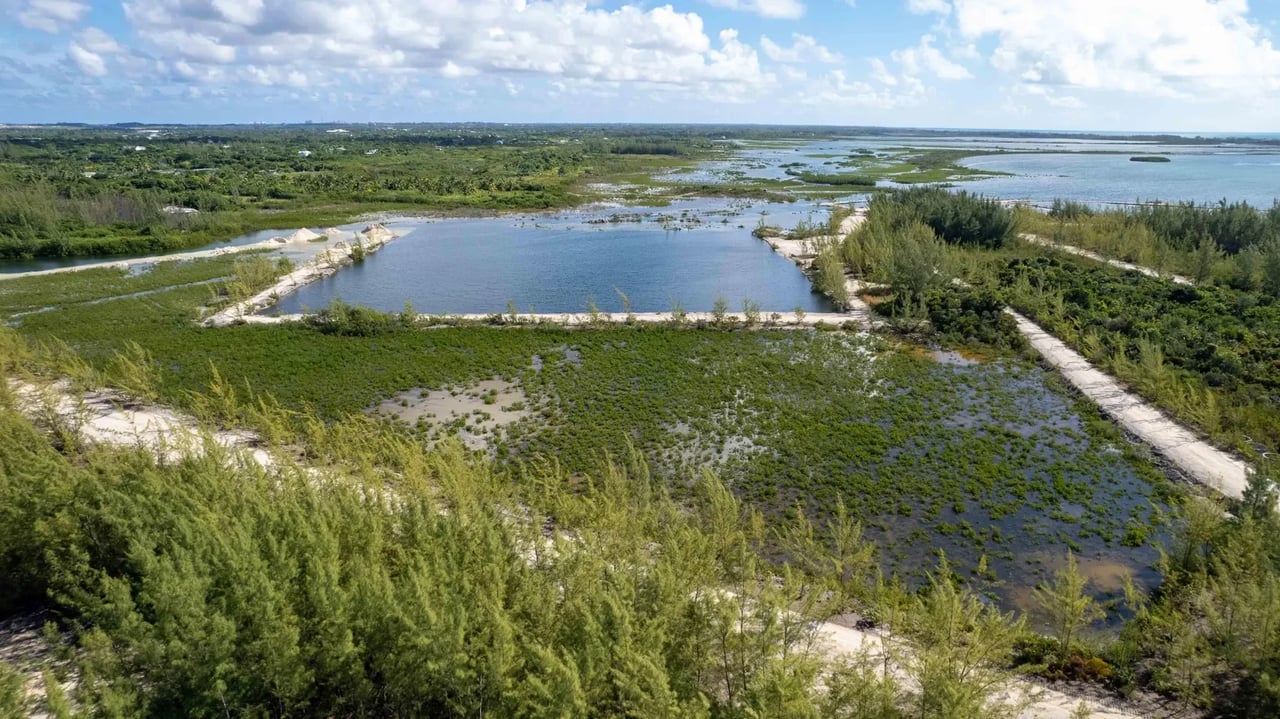 Single Family Lot in Southern Seas