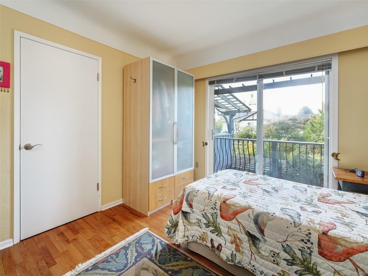 2105 Lorne Terr
