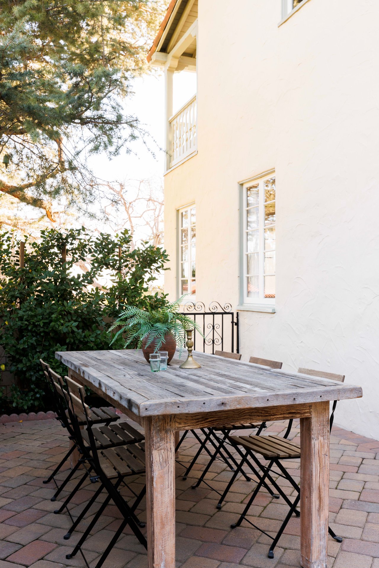 A restored Spanish Colonial Revival in Glendale