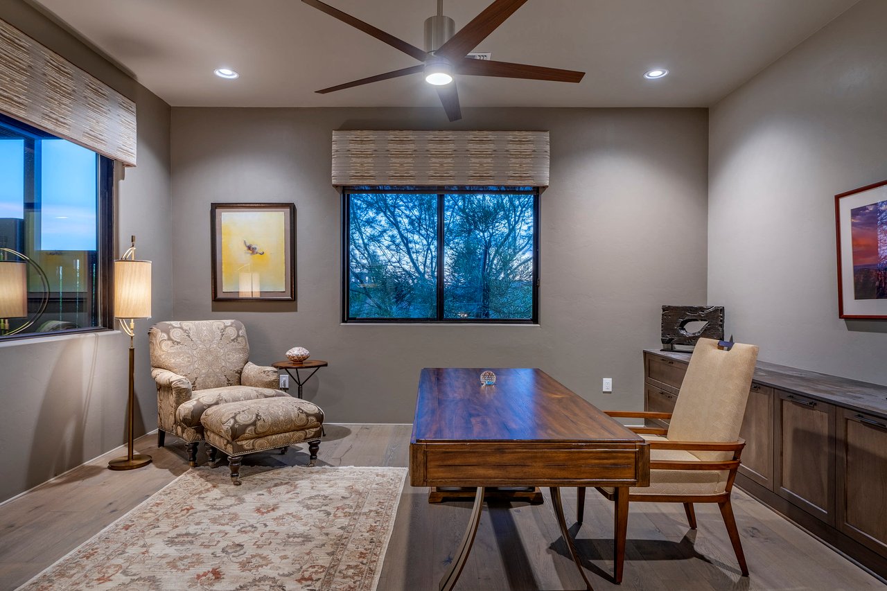 8005 N Barrel Cactus Drive