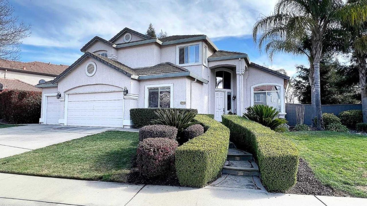 3281 Goldstone