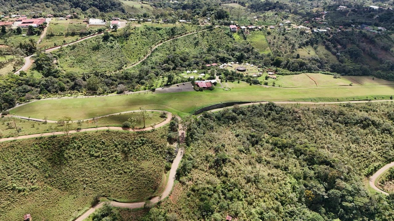 River and Waterfall Ranch, Perez Zeledon, San Jose