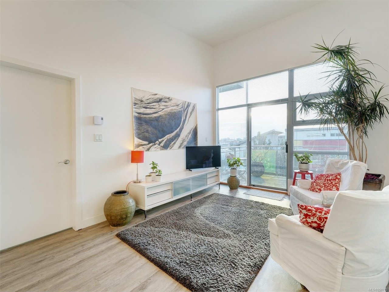 407-797 Tyee Rd