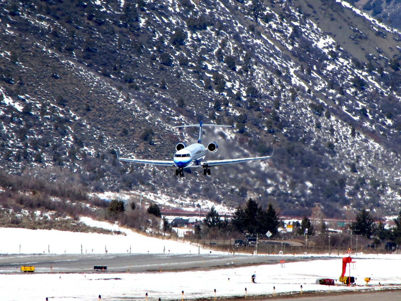 Aspen Group Publishes Concerns About Jet Fuel Pollution at Children's Ski School