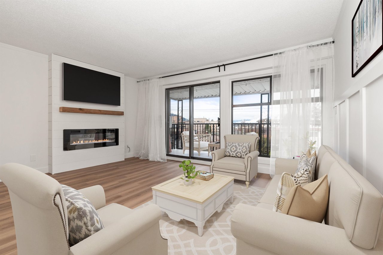 307-9080 Mary St
