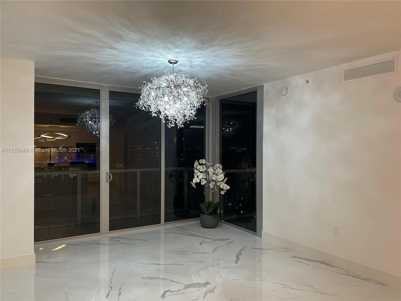 9521 E Bay Harbor Dr, #LP801