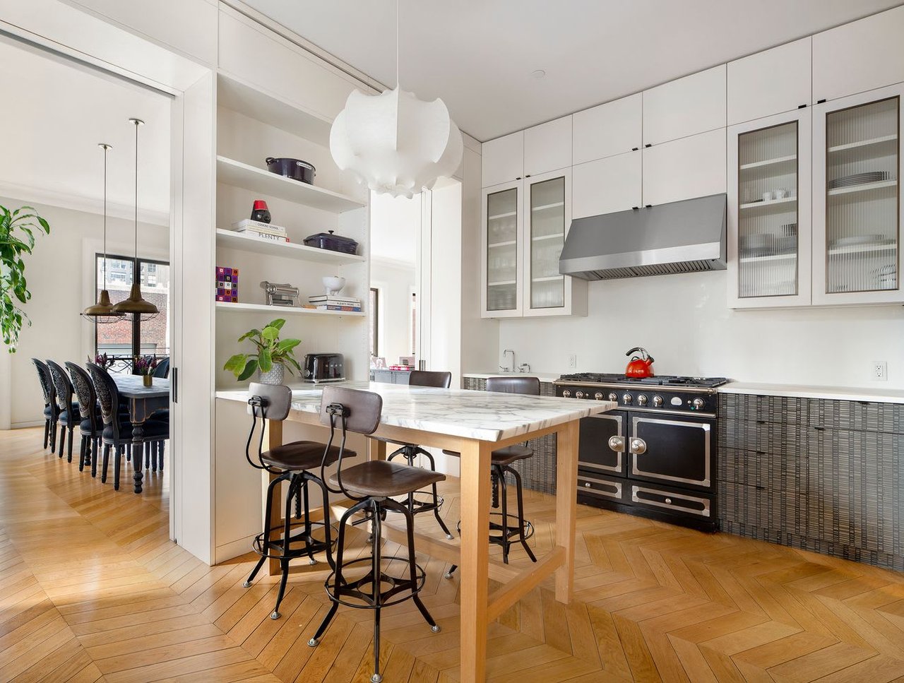 560 West 24th Street, Unit 2