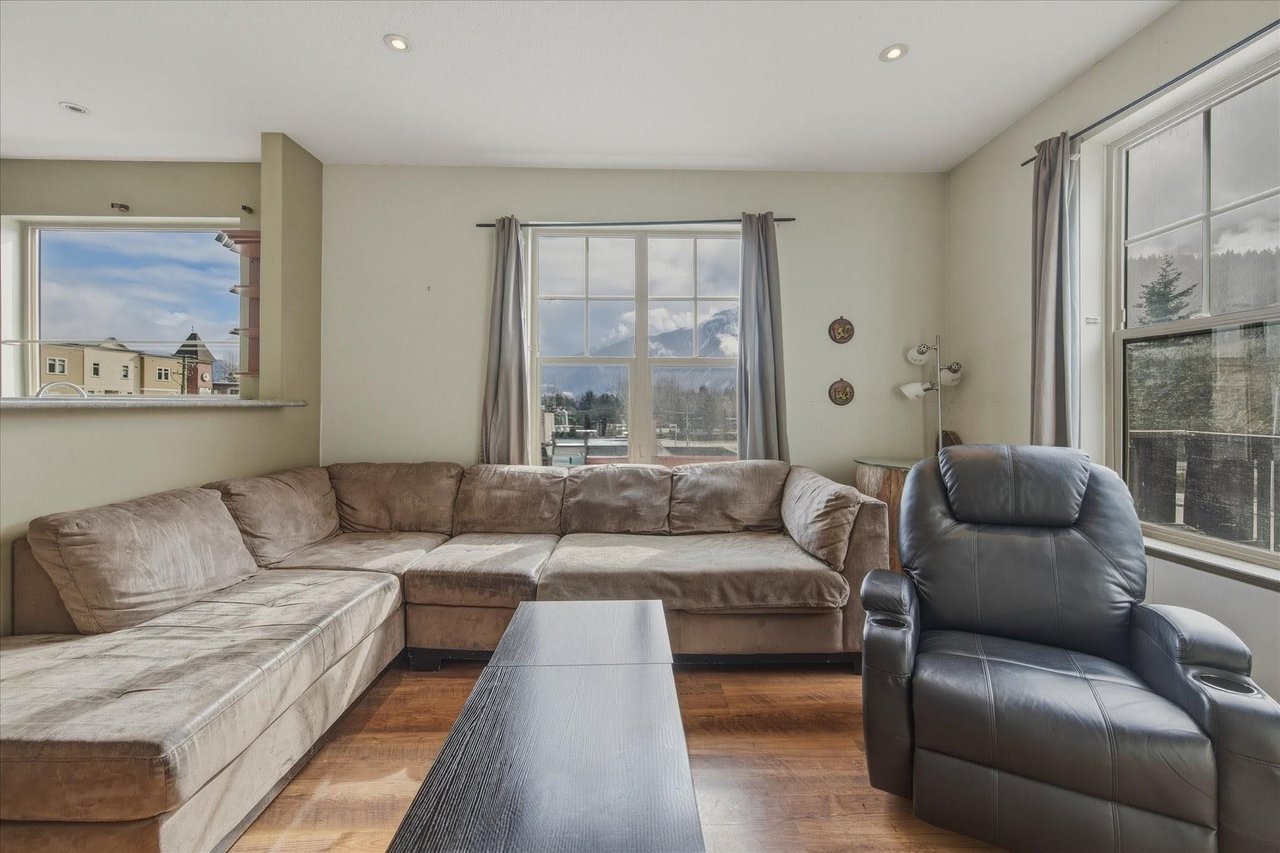 201-1436 Portage Rd