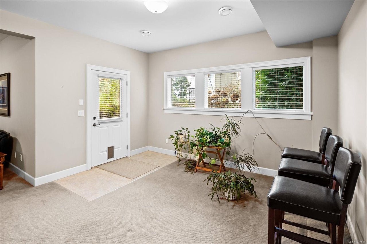 416 Pelican Dr