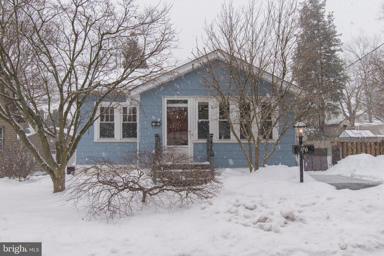 52 WEISS AVE