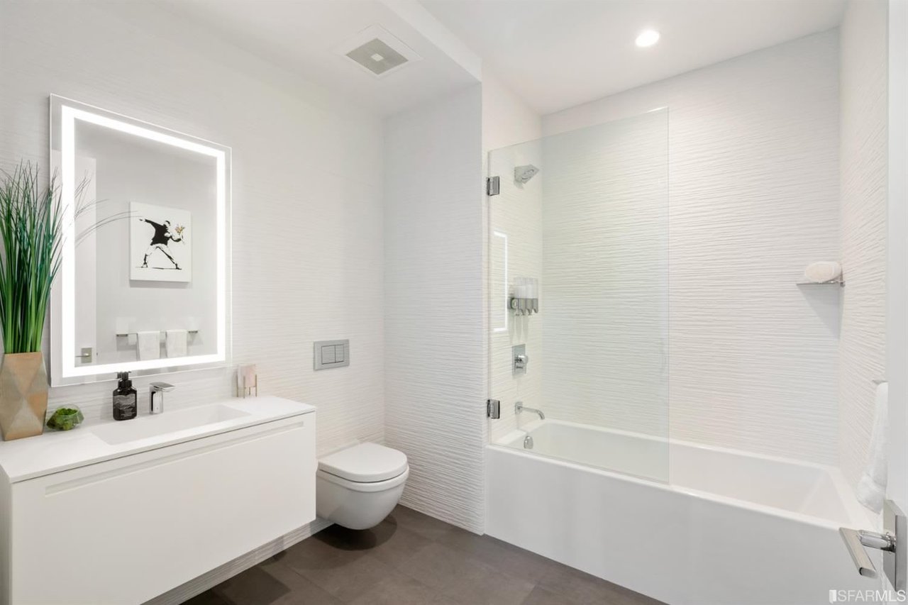 131 Missouri St, #402