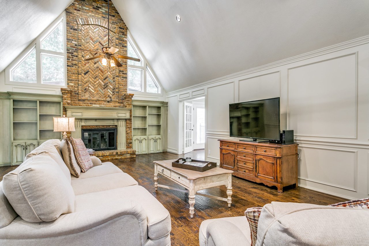 3031 Parr Lane