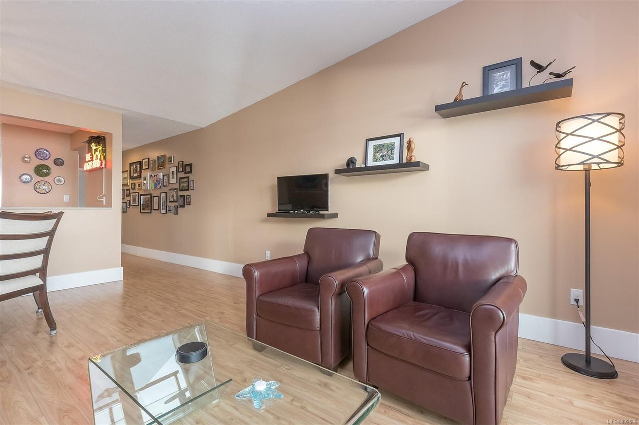 305-2057 Kaltasin Rd, Sooke