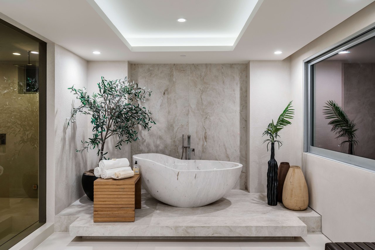 The Apex HH | 7115 Macapa Drive