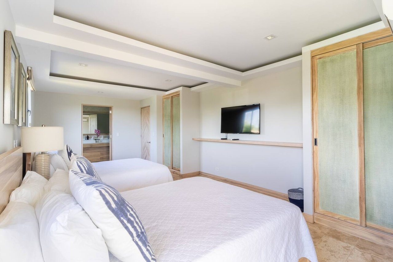 Coastal Hilltop Ocean View Home, Tamarindo, Guanacaste