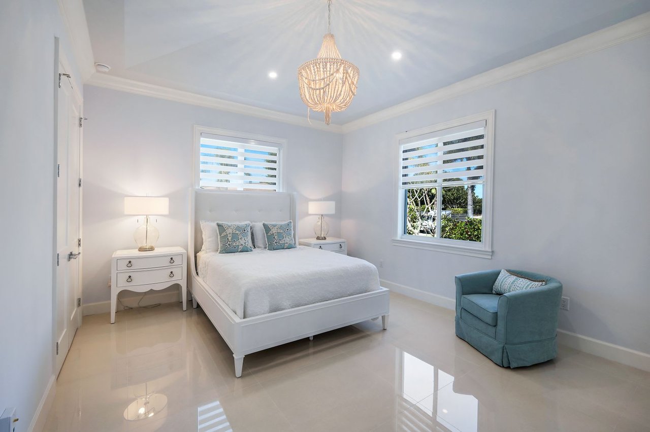 31 Manor Terrace, Marco Island