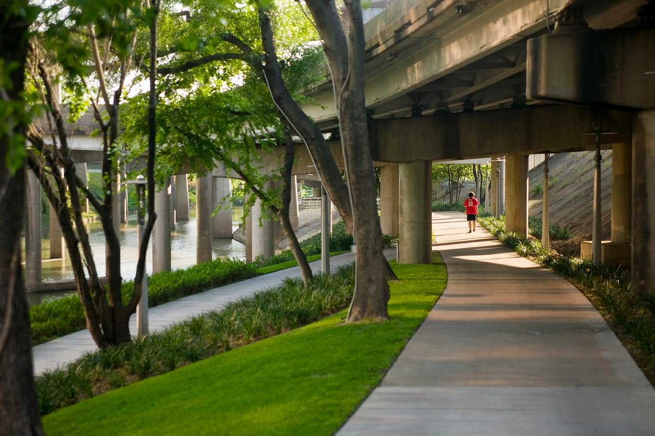 BUFFALO BAYOU