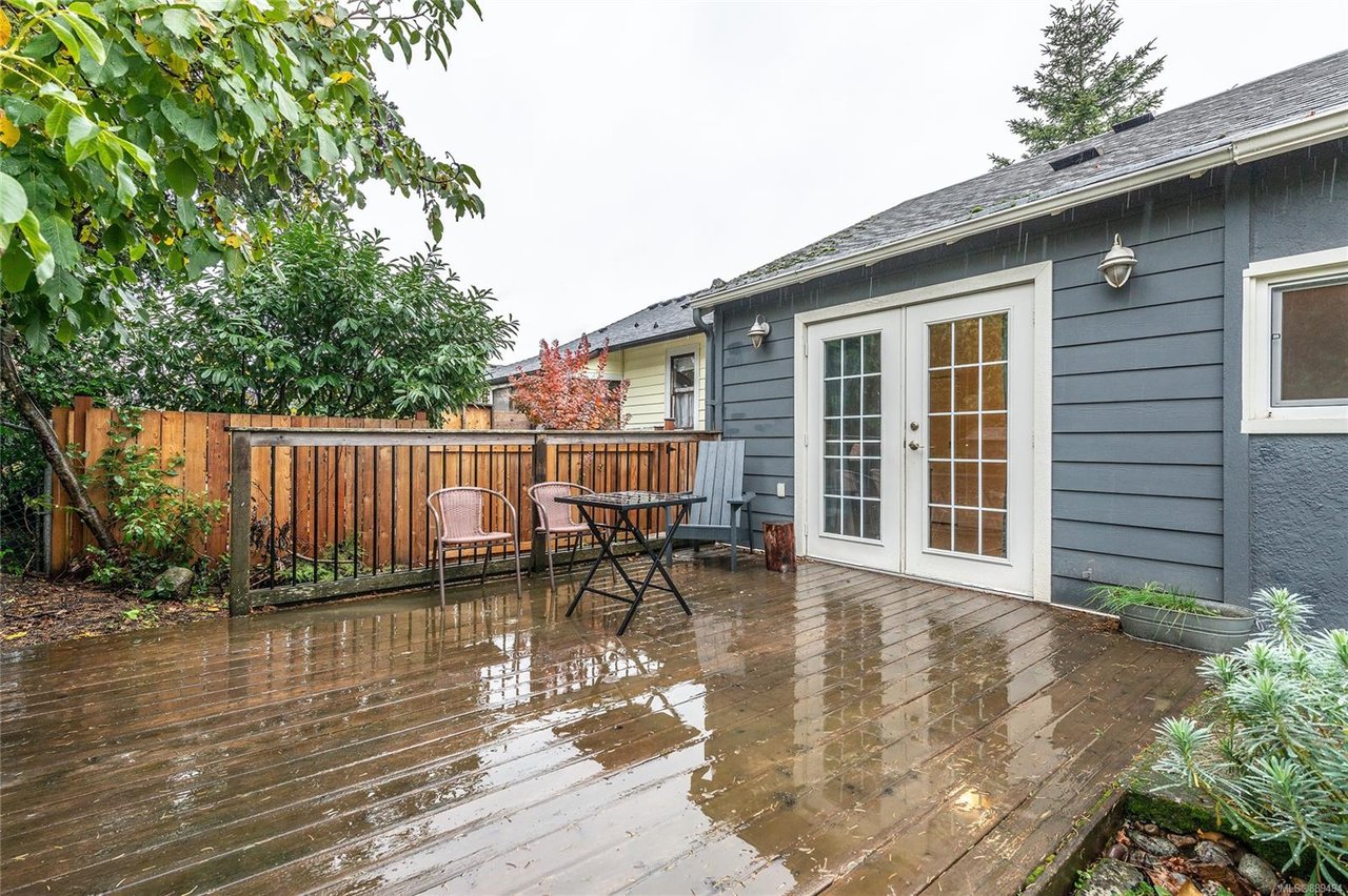 2887 Heath Dr