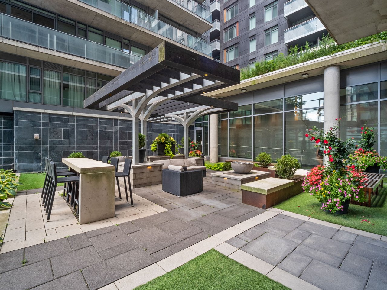 SOLD: The Best Of King West