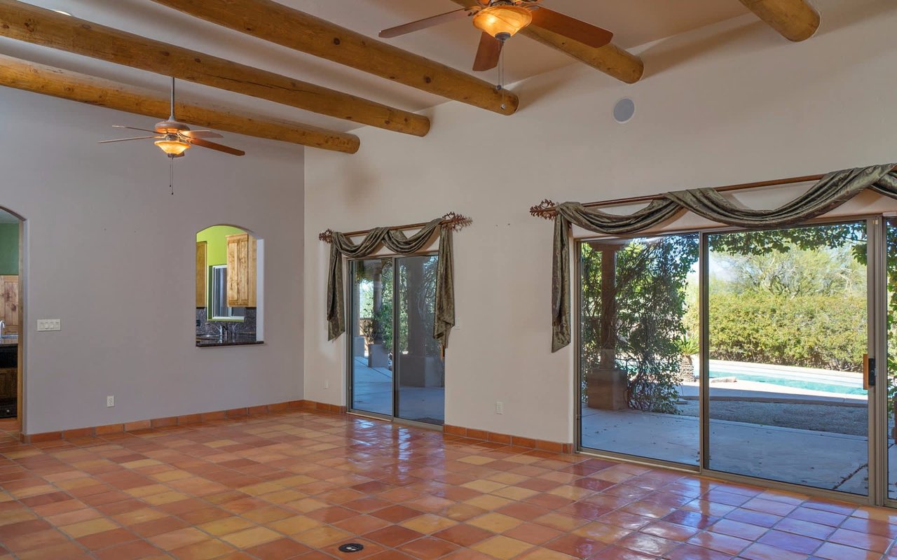 Perfect Desert Oasis, Santa Fe Estate