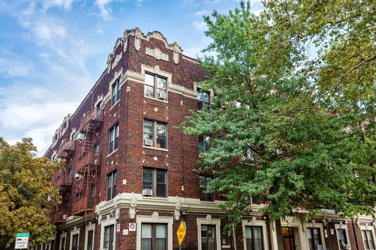 1912 Avenue H, 4B