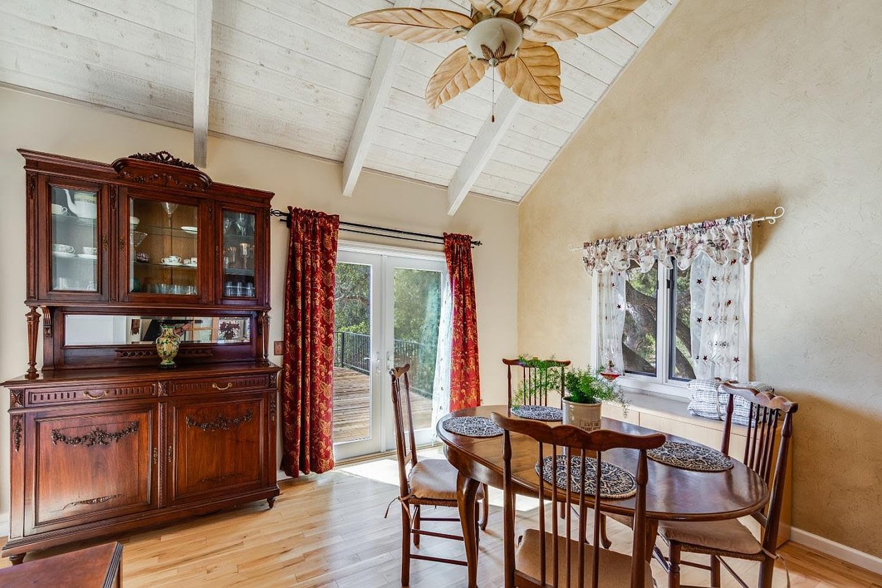 11523 Hidden Hills Rd