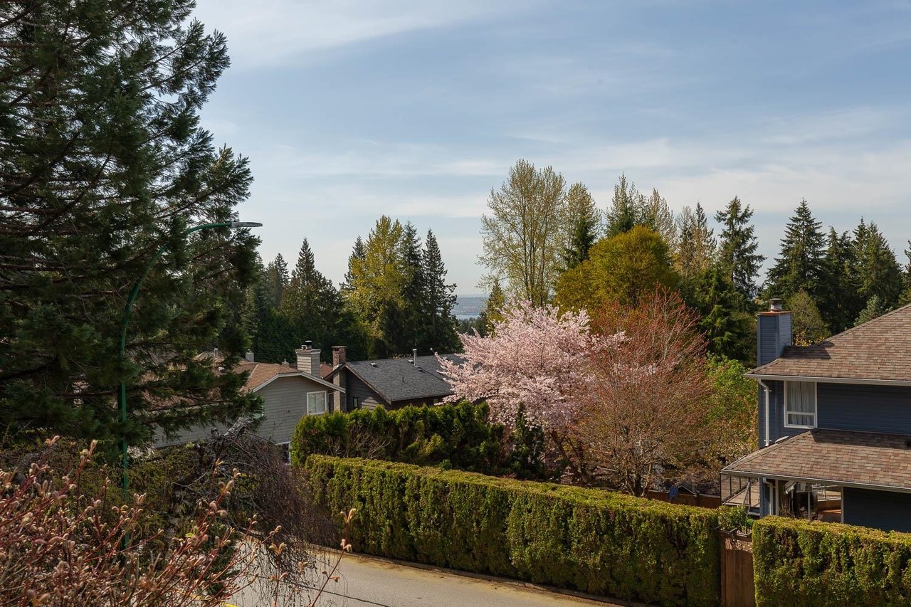 5709 Owl Ct