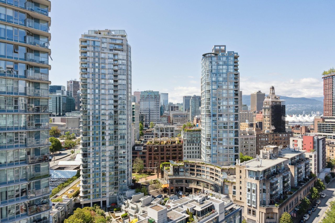 2307-688 Abbott Street, Vancouver
