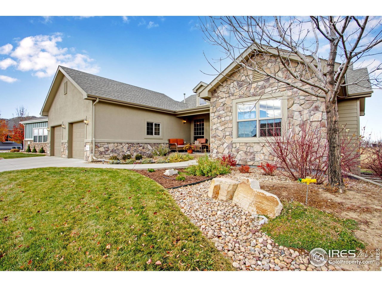 942 Prism Cactus Cir