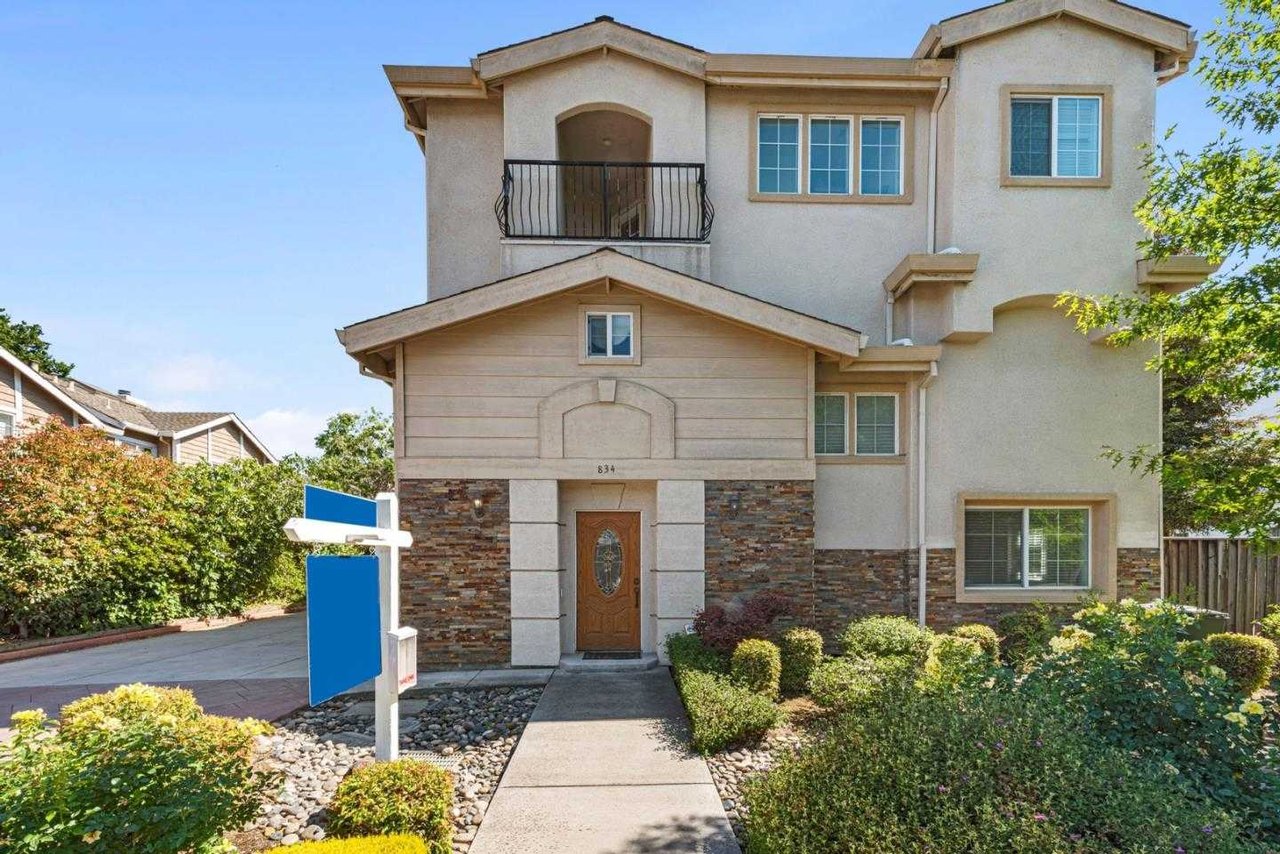 834 Maria LN