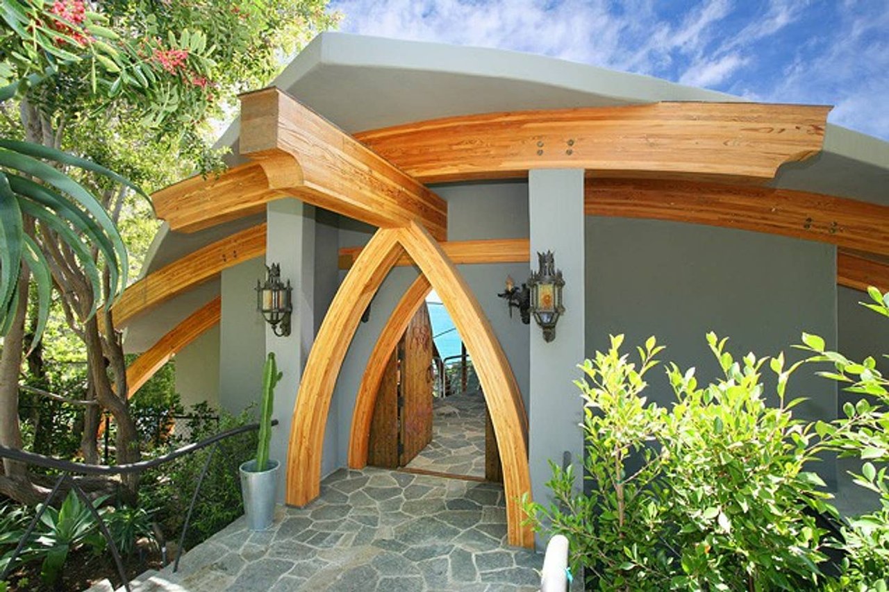Valley Chateau