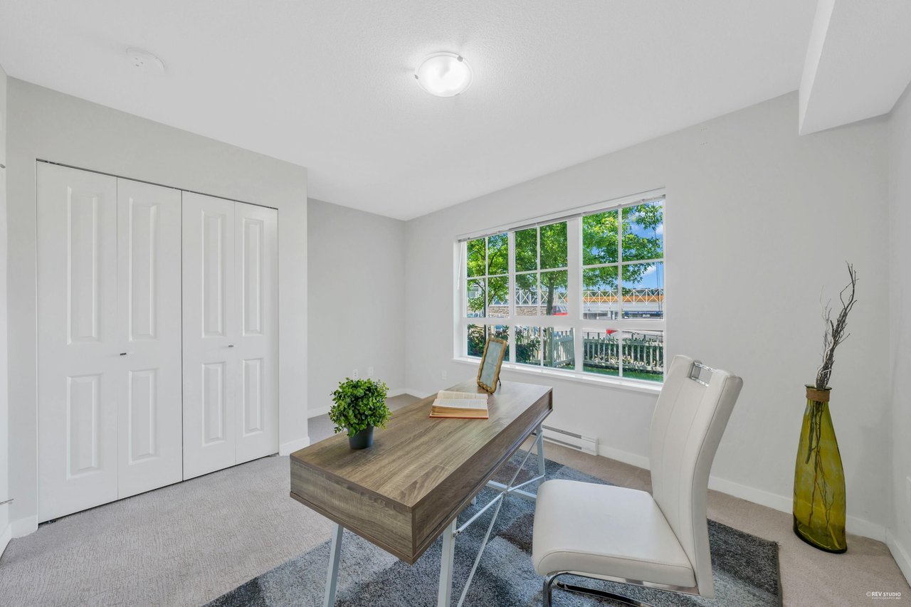 4-5510 Admiral Wy