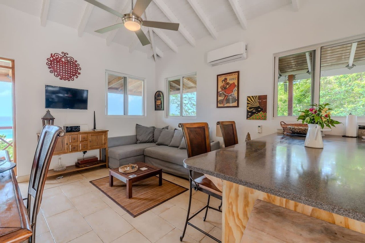 881 Ocean View Cottage at Lambert Bay