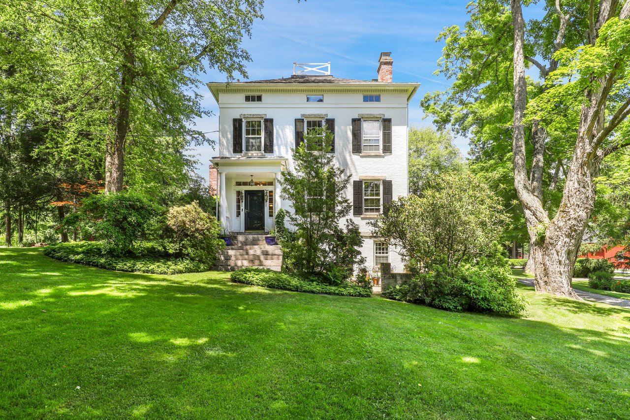 31 Plumbrook Road