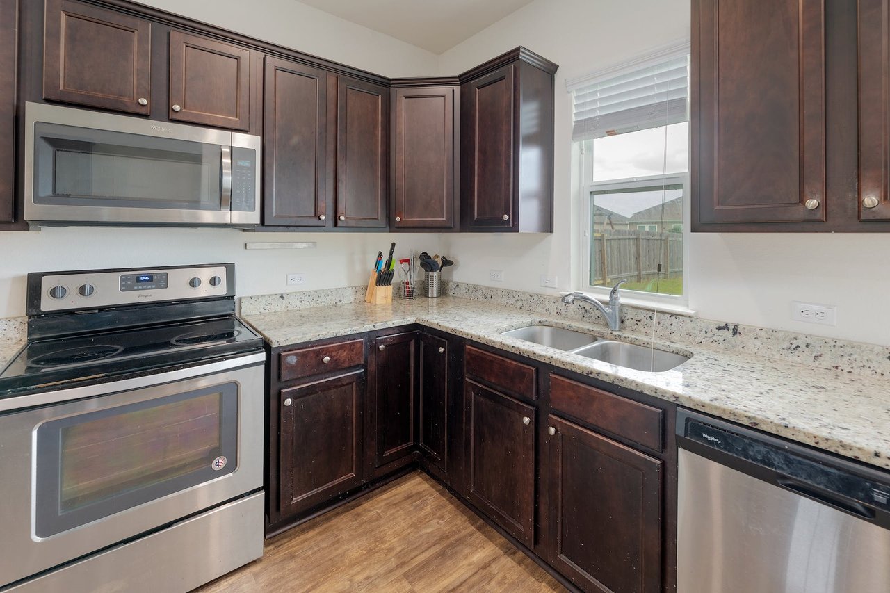 13912 Mark Christopher Way, Manor