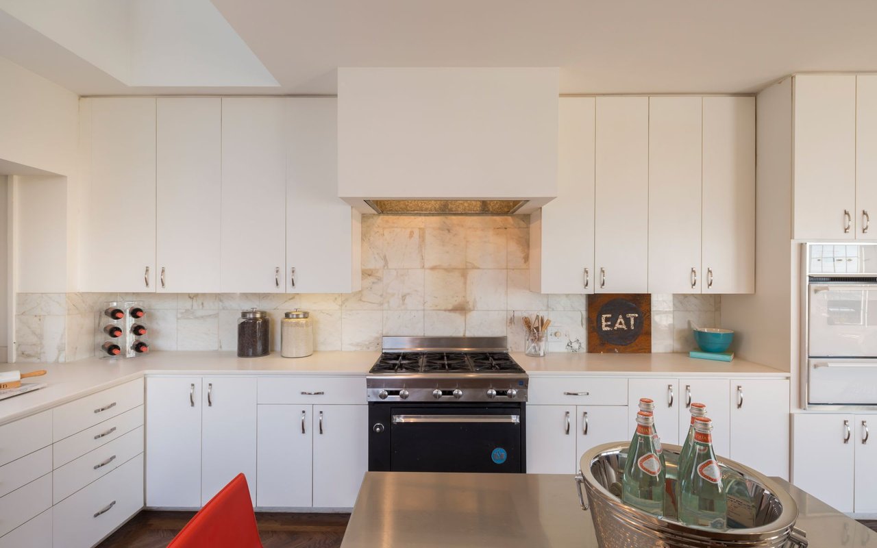Legendary Pacific Heights Residence