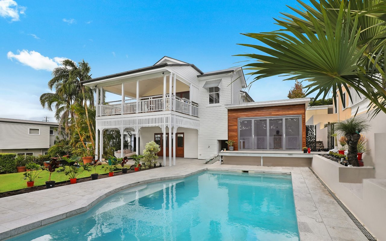 The Evolution of Ultra-Luxury Real Estate: What to Expect in 2024